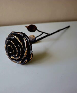 Kovaná růže (Zlatá)